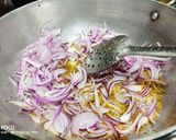 A picture of step 3 of Chana Masala.