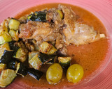 Foto del paso 11 de la receta: Pollo y conejo con olivas