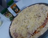 Foto langkah ke 4 dari resep Pizza Homemade (No Mixer/No Ulen).