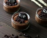 Foto del paso 1 de la receta: Tumbas de Mousse terrorífica de chocolate