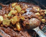 A picture of step 8 of Dhaba style paneer tikka masala gravy.