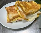 Hình bước làm 4 của món Sandwich trứng phiên bản INSIDE & OUTSIDE