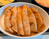 Foto del paso 8 de la receta: Crêpes gratinadas, rellenas de espinacas y gambas