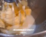 A picture of step 3 of 🧈🥞Homemade Butter🥞🧈.