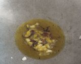 A picture of step 2 of Fried Carrot paste.
