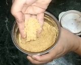 A picture of step 1 of Biscuit Ladoos.