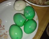 A picture of step 4 of Coloured eggs.