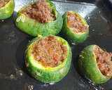 Foto del paso 5 de la receta: Zapallitos rellenos fáciles, rápidos y ricos 😋
