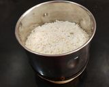 A picture of step 2 of Ground Rice Phirni.