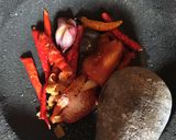 Foto langkah ke 3 dari resep Sambal terasi matang.