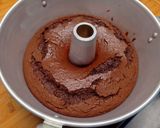 Foto del passaggio 3 della ricetta Ciambellone yogurt e cacao