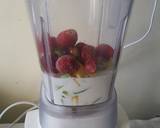 Avocado Strawberry Smoothie recipe step 7 photo