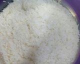 A picture of step 1 of Egg fried rice.