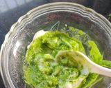 A picture of step 1 of Green mayonnaise.