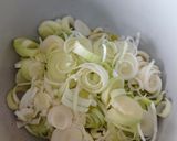Foto del paso 1 de la receta: Vichyssoise de puerro y manzana