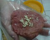 Foto langkah ke 5 dari resep Simply Hamburger.