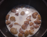 Foto del paso 1 de la receta: Muslos de pollo al horno con puré de castañas