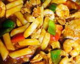 Hình bước làm 2 của món Bánh Gạo Hàn Quốc (Tokbokki)