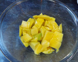 Foto del paso 1 de la receta: Vasitos de mango y frutos rojos