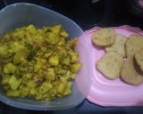 A picture of step 4 of Spicy Garlic potato with Mathari.