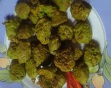 हरे चने के पकौड़े (Hare chane ke pakode recipe in Hindi) रेसिपी चरण 7 फोटो
