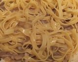 Foto del passaggio 5 della ricetta Tagliatelle strapazzate ai funghi