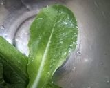 A picture of step 1 of Lettuce salad.