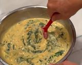 A picture of step 5 of Spinach tart with yoghurt and cheddar crust.
