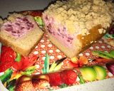 Foto del paso 3 de la receta: Queque relleno con frutillas y queso crema