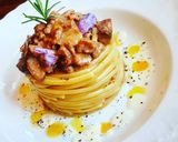 Foto del passaggio 6 della ricetta Linguine salsiccia e funghi porcini