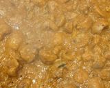 A picture of step 6 of Traditional English devilled lamb kidneys.