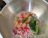 Foto langkah ke 1 dari resep Sayur Goreng Asem versi Ayam.