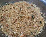 Foto langkah ke 3 dari resep Bihun Goreng Kecap.