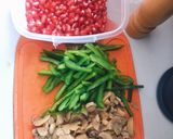 Foto del paso 1 de la receta: Ensalada con granada