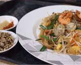 প্যাড থাই রেসিপি (চিকেন, চিংড়ি বা ওয়েস্টার)(pad Thai recipe in bengali) রেসিপির ধাপ 11 ছবি