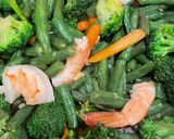 Hình bước làm 2 của món Bông cải xào tôm (vegetables with shrimp)