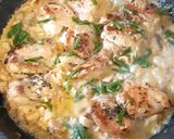 Foto langkah ke 4 dari resep Chicken with mushroom sauce.