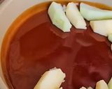 Foto del paso 4 de la receta: Torta de Manzana o Pera Invertida (Rápida - Fácil - Económica)