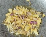 Foto langkah ke 2 dari resep Tumis Ikan Asin Peda Leunca.