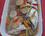Foto langkah ke 3 dari resep 🐟 Ikan Tim Gurih dengan Sentuhan Ikan Asin 🥢✨Jesslyn Orlane.