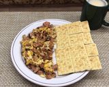 Foto del paso 5 de la receta: Huevos revueltos con salchichas al chipotle MHSC
