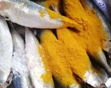 Gambar langkah 1 resipi Ikan Goreng Kunyit ❤️.