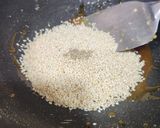 A picture of step 4 of Til Papad - Til Patti.