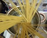 Foto langkah ke 1 dari resep Spaghetti Carbonara.