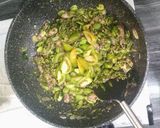 Foto langkah ke 2 dari resep Sambal Cumi Pete Cabe Ijo.