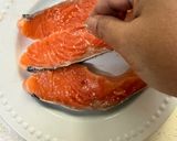 Foto langkah ke 2 dari resep 625. Salmon Honey Teriyaki Glaze.