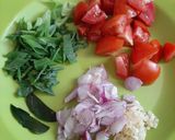 Foto langkah ke 1 dari resep MPASI 1y+ Sup Tomat Ikan Dori.