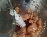 Foto langkah ke 3 dari resep Bakso Ayam Menggunakan Daging Frozen.