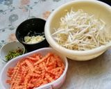 รูปขั้นตอนการทำที่ 1 ของ #เทศกาลผัก: แครอทถั่วงอกผัดไข่