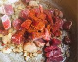 صورة لخطوة 3 من وصفة رز مع اللوبيا الحمراء واللحمة